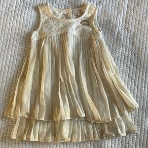 Size 1y/12m lace and pleated dress